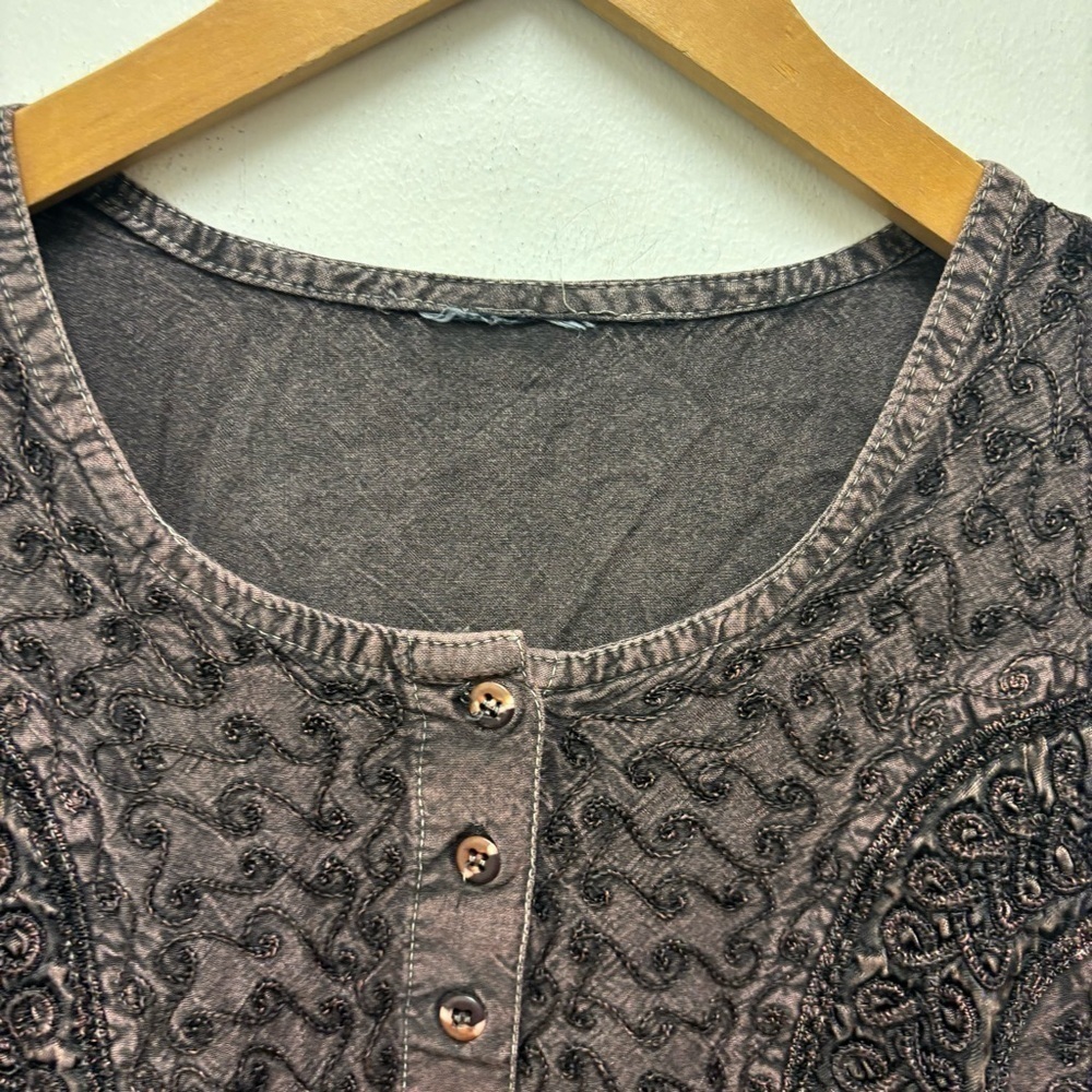 Indian Boho Blouse - Picture 3 of 7